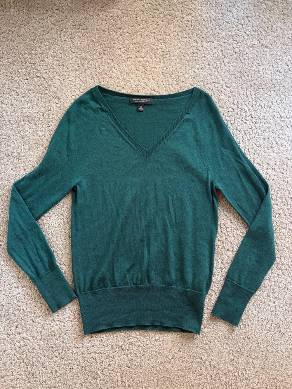 Banana Republic Women's Forest Green Sweater